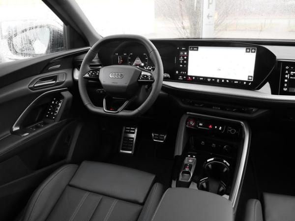 Audi Q5 Quattro 	 S line editon one TechPro ACC Sthzg. AHK Luft