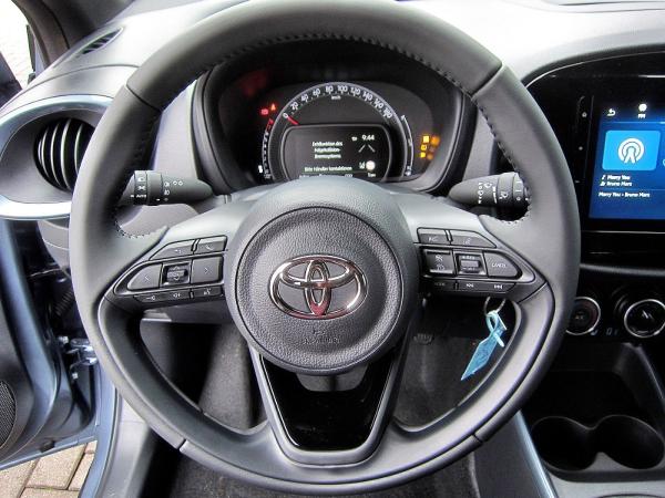 Toyota Aygo X 1,0 l Teamplayer