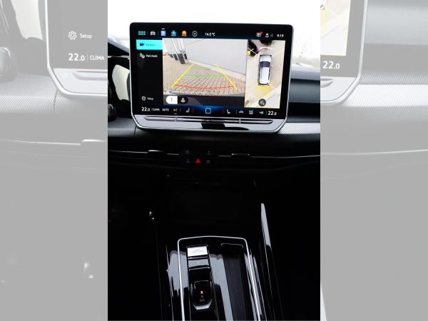 Volkswagen Golf R-Line 1,5 eTSI - 7-Gang-DSG