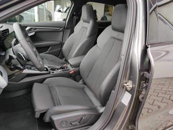 Audi A3 Sportback  S line 45 TFSIe 200 kW VOLL