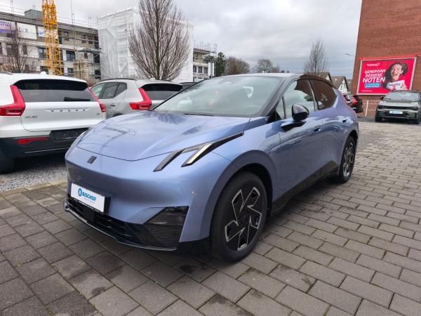 LYNK & Co 02 Core ALLE FARBEN P