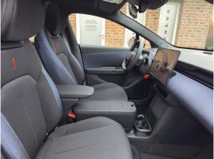 LYNK & Co 02 Core ALLE FARBEN P