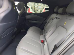 LYNK & Co 02 More ALLE FARBEN G