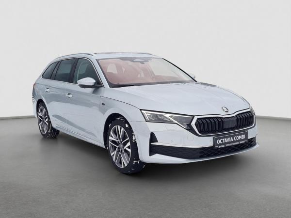 Skoda Octavia Combi 2.0 TDI DSG Tour Pano AHK