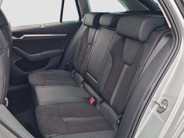 Skoda Octavia Combi 2.0 TDI DSG Tour Pano AHK