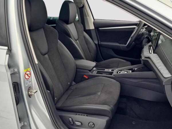 Skoda Octavia Combi 2.0 TDI DSG Tour Pano AHK