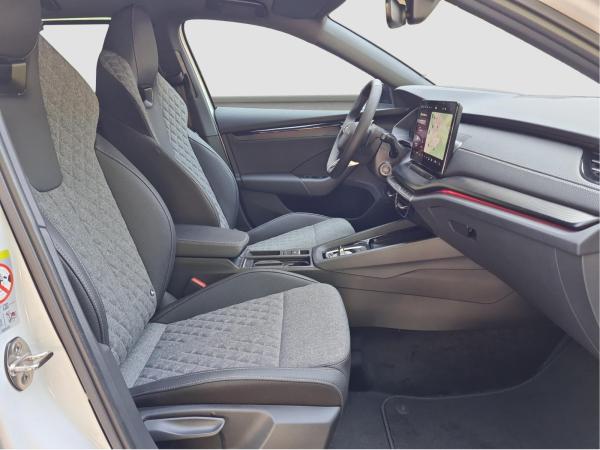 Skoda Octavia Combi Sportline 2.0 TDI DSG AHK Winter