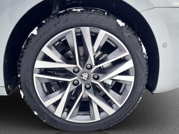 Skoda Octavia Combi 2.0 TDI DSG Tour Pano AHK