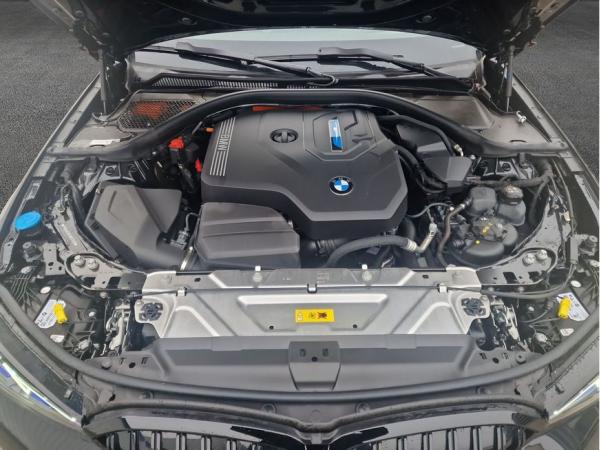BMW 330 330e Aut. , 4-türig