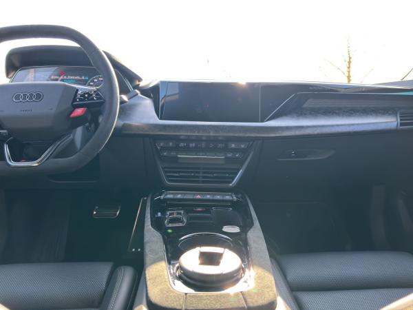 Audi RS e-tron GT performance quattro*NAVI-PLUS*LASER*HUD*OPTIK-PAKET*21ZOLL