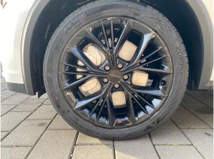 LYNK & Co 01 PHEV More ALLE FARBEN G