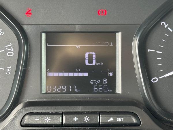 Opel Vivaro Kasten 2.0 D (L2) Klima+PDC