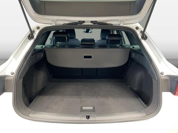 Seat Leon SP FR 1.5 eTSI DSG ACC AUT DynLicht Kam. LM