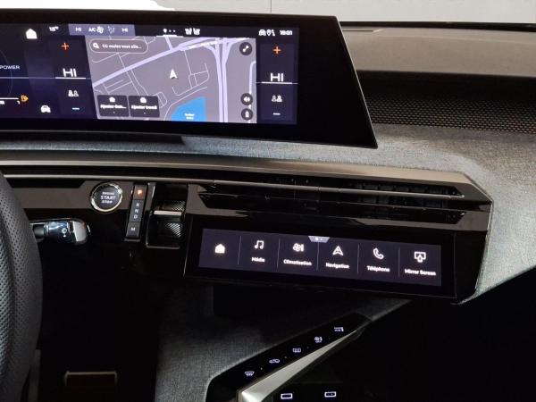 Peugeot 3008 1.2 145 GT ACC+Alcantara+LED+Navi+SHZ+Kam.