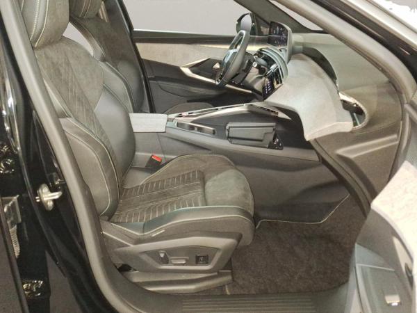 Peugeot 3008 1.2 145 GT ACC+Alcantara+LED+Navi+SHZ+Kam.