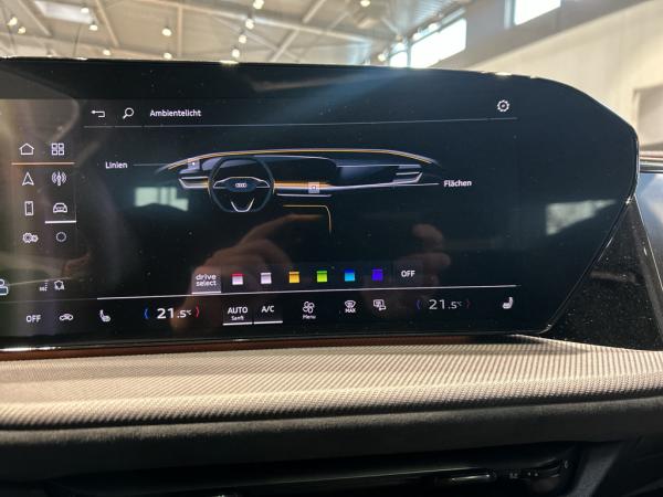 Audi SQ5 Sportback Pano/Luftf./HuD/STHZ/AHK/360°/21Zoll