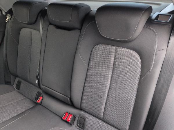 Audi Q2 Advanced 35 TFSI LED ACC Navi Kamera AHK