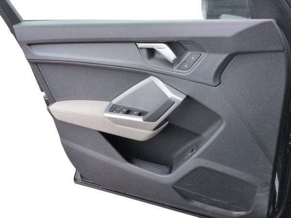 Audi Q3 SUV advanced 35 TFSI LED ACC Navi AHK EPH+