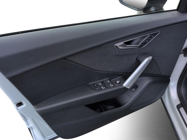 Audi Q2 Advanced 35 TFSI LED ACC Navi Kamera AHK