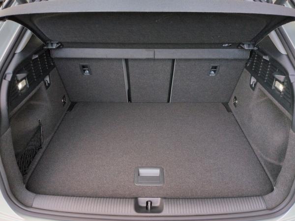 Audi Q2 Advanced 35 TFSI LED ACC Navi Kamera AHK