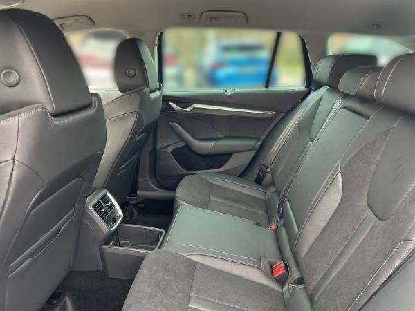 Skoda Octavia Combi Balance 2,0 TDI DSG ACC AHK*SONDERAKTION*