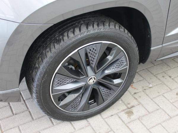 Skoda Karoq Sportline 1.5 TSI DSG +NAVI+MATRIX+APP+ACC