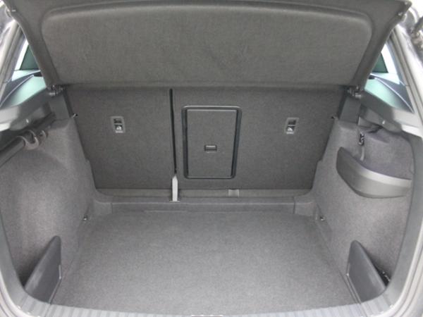 Skoda Karoq Sportline 1.5 TSI DSG +NAVI+MATRIX+APP+ACC