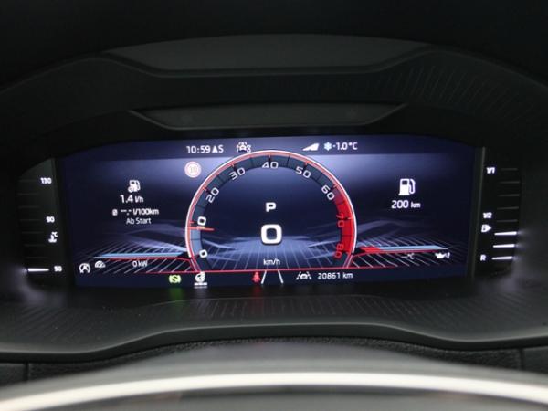 Skoda Karoq Sportline 1.5 TSI DSG +NAVI+MATRIX+APP+ACC