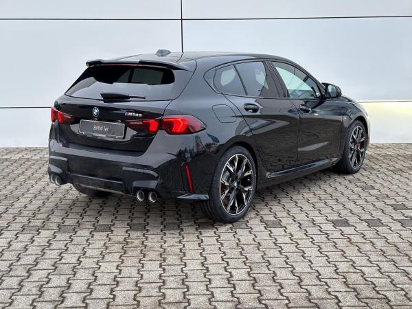 BMW M135i xDrive**Lagerwagenaktion**