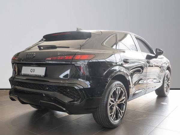 Audi Q3 Sportback TDI S tronic Tech plus/AHK/S line Exterieur