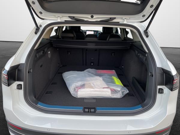 Volkswagen Passat Variant 1.5 eTSI DSG Business