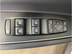 Renault Koleos INITIALE PARIS 4WD 2.0 DCi UPE:53.800,- Renault Koleos INITIALE PARIS 4WD 2.0 DCi UPE:53.800,-