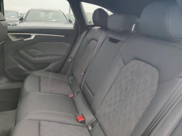 Audi A6 Avant edition one Hybrid S-Line Tech+ AHK b+O