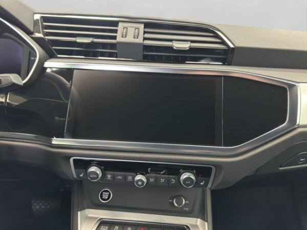 Audi Q3 Sportback 35 TDI S line *AHK*NAVI*LED*OPTIK* LED Navi SoundSys