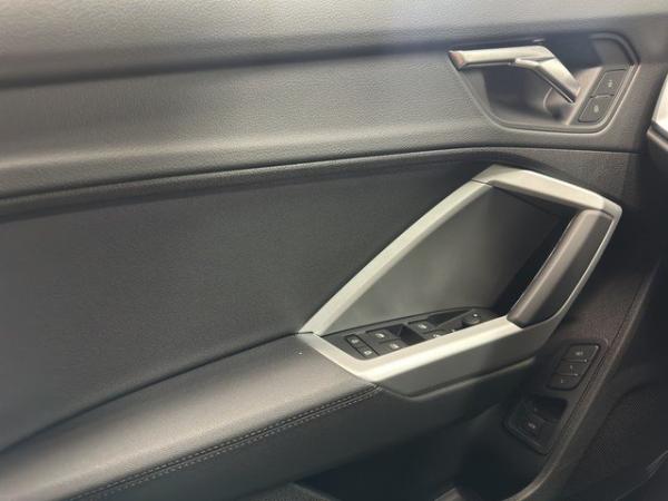 Audi Q3 Sportback 35 TDI S line *AHK*NAVI*LED*OPTIK* LED Navi SoundSys