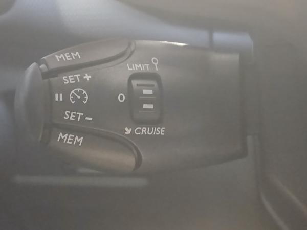 Citroën C5 Aircross 1.2 Navi, Parkpilot, Sitzheizung