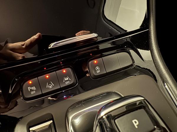 Opel Grandland 1.5 D ACC+Alcantara+LED+Navi+SHZ+Kam.