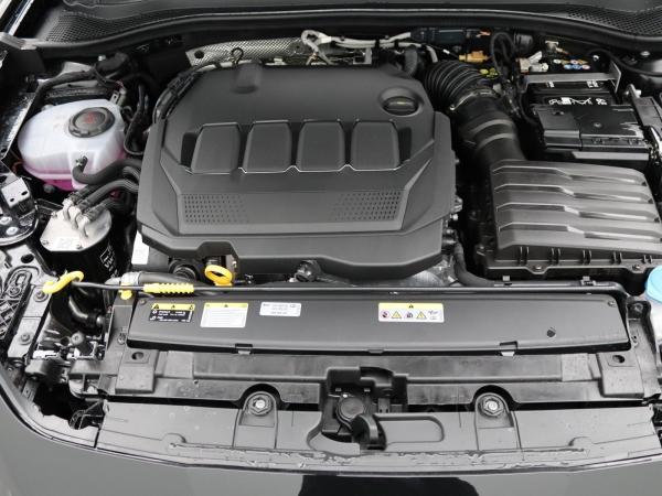 Seat Leon Sportstourer Style Edition 2.0TDI DSG / AHK