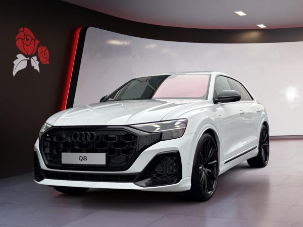 Audi Q8 (4MT)