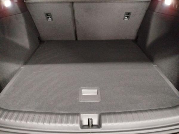 Audi Q4 e-tron Q4 45 e-tron S line Matrix-LED Sonos Navi DAB VC PDC Sitzheizung