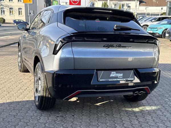 Alfa Romeo Junior 1.2 VGTHybrid Sport Speciale Panoramadach