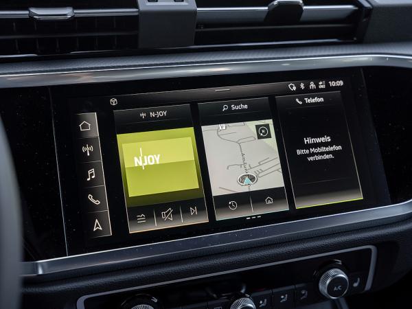 Audi Q3 35 TFSI S tronic AHK Navi LED Ganzjahresreifen