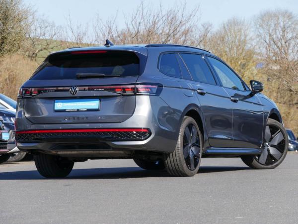 Volkswagen Passat R-Line 1.5 eHybrid DSG Navi AHK Kamera Matrix