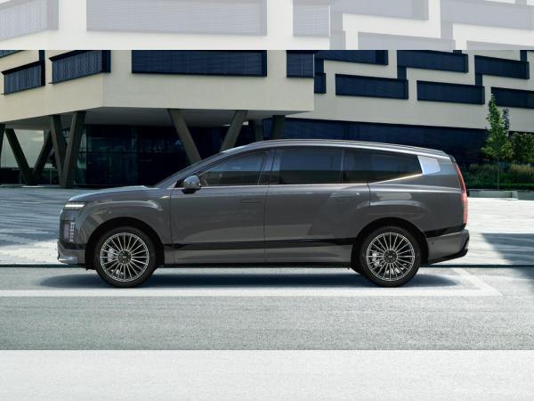 Hyundai IONIQ 9 7-Sitzer 110 kWh 307 PS 4WD UNIQ Panorama-Glas-Schiebedach sofort verfügbar