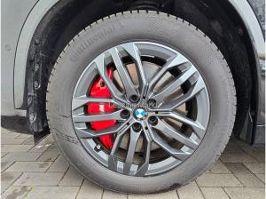 BMW iX1 xDrive30 Navi Tempom.aktiv Bluetooth PDC HeadUp