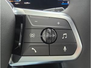 BMW iX1 xDrive30 Navi Tempom.aktiv Bluetooth PDC HeadUp