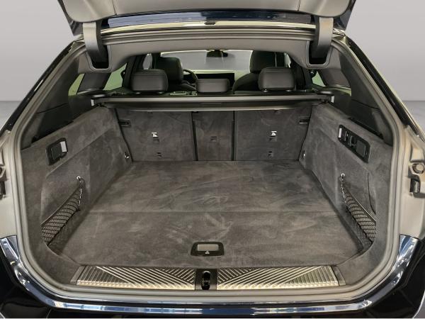 BMW 520 i Touring M Sport Standheizung AHK Harman/K