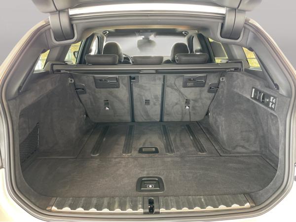 BMW 330 i xDrive Touring 🔥KOMBI-DEAL🔥M Sport AHK