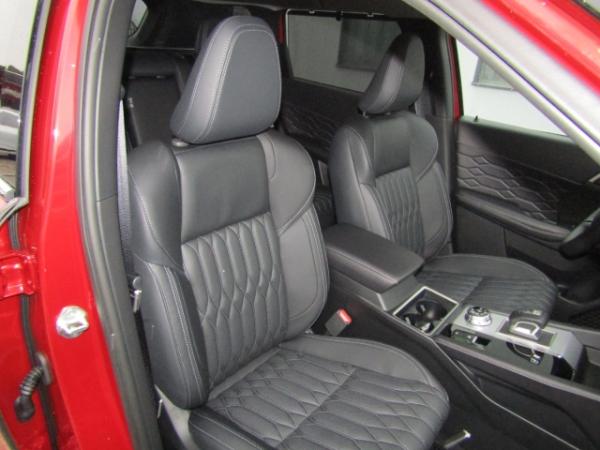 Mitsubishi Outlander Plug-in Hybrid 2.4L TOP AHK NAVI LEDER SHZ ACC PDC RFK PANORAMA