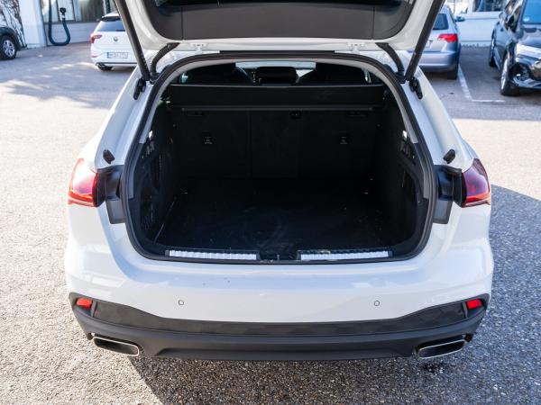 Audi A5 Avant TFSI Stronic NAVI LED AHK ACC RFK SHZ // Sofort verfügbar